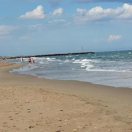 In Near Carcassonne & Beaches, Cleaning Included *
